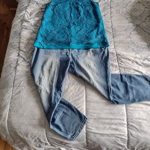 LBO size 18 faded/distressed crop jeans